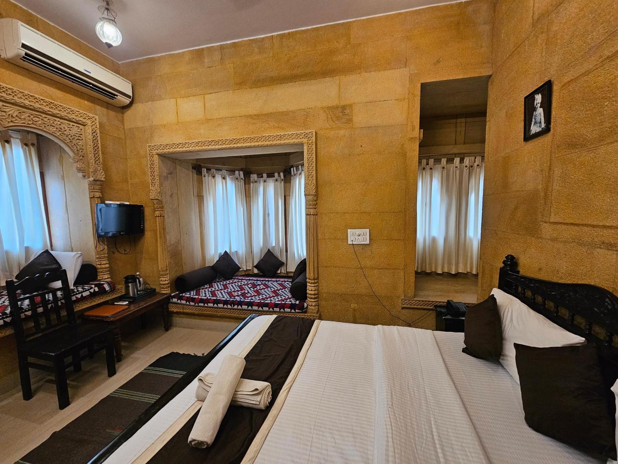 Hotel Royal Haveli Jaisalmer Dış mekan fotoğraf